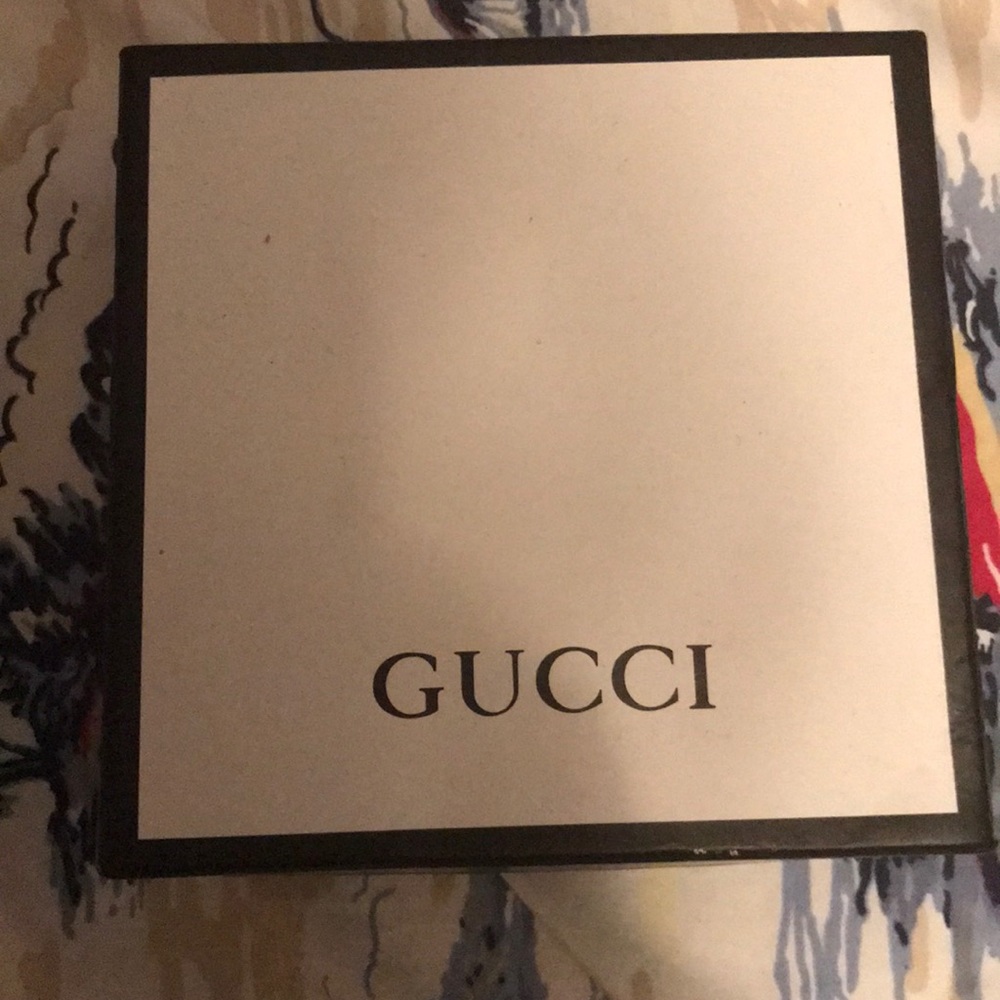 Gucci belt “32”